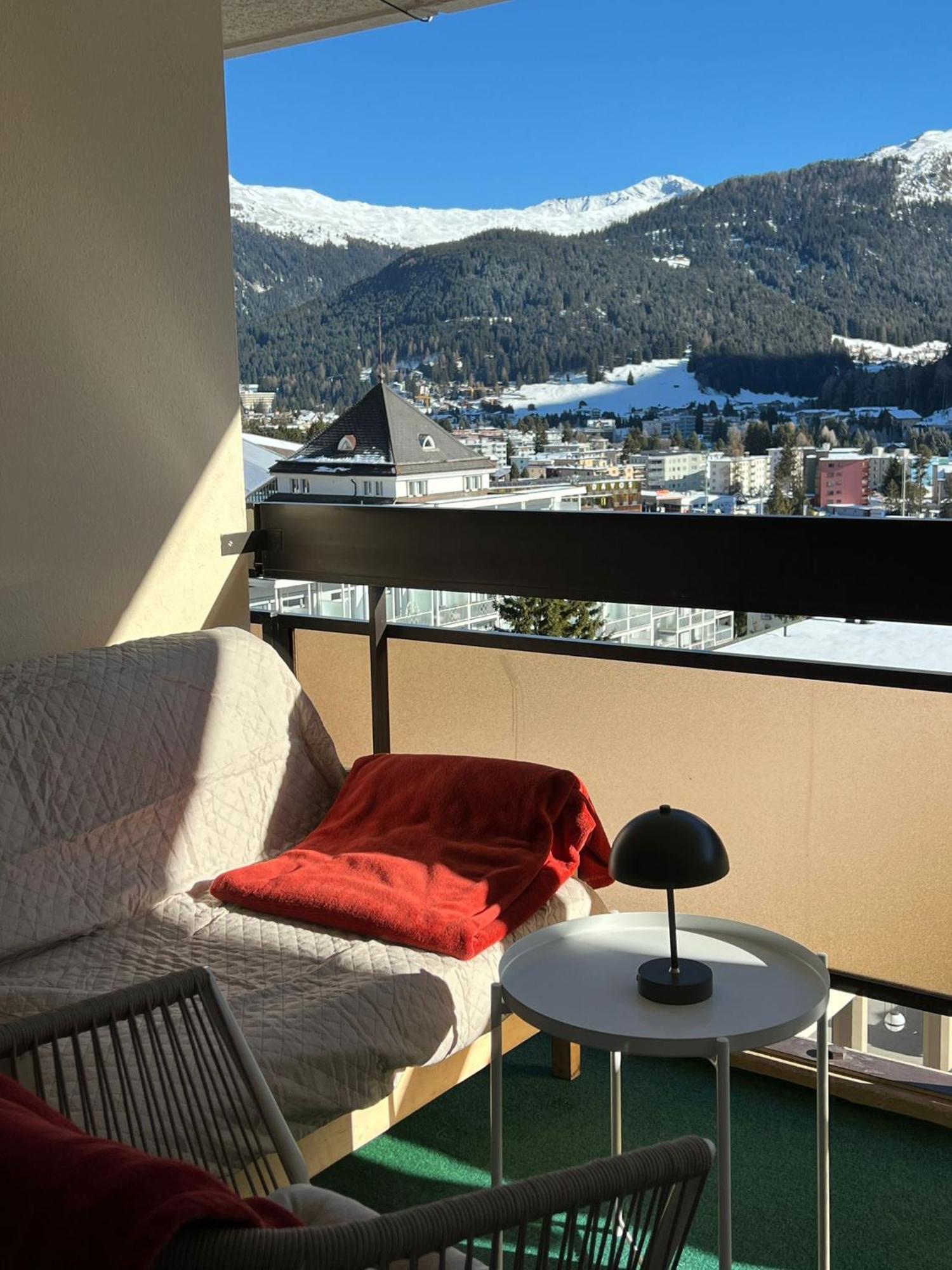 New Renovated Apartment In Center Of Davos Extérieur photo