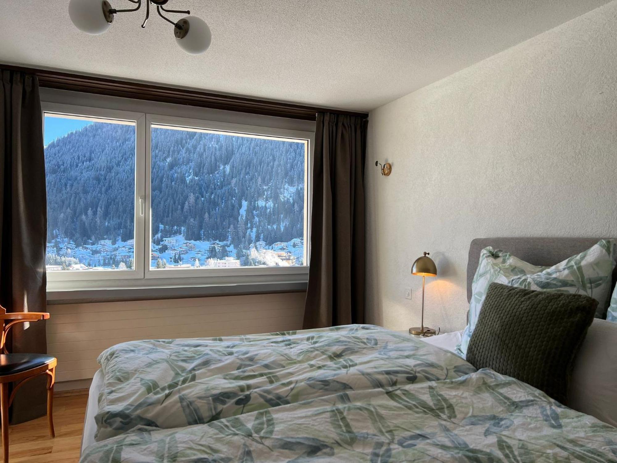 New Renovated Apartment In Center Of Davos Extérieur photo