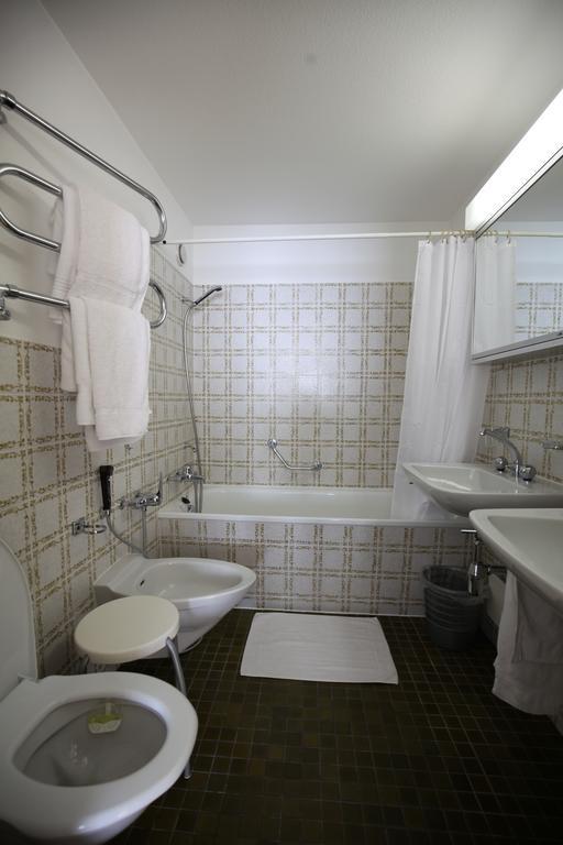 New Renovated Apartment In Center Of Davos Extérieur photo