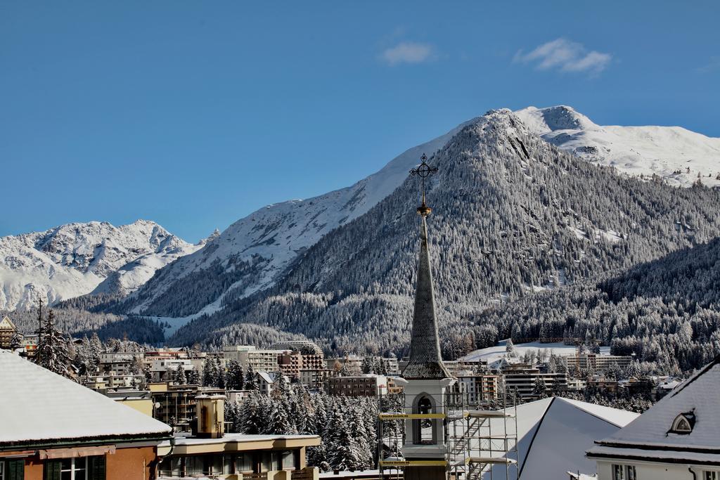 New Renovated Apartment In Center Of Davos Extérieur photo
